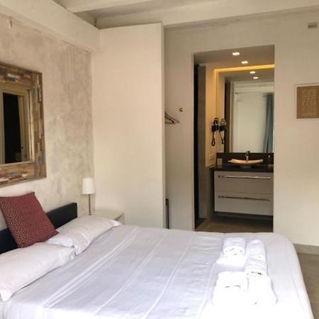 סן טרופז The Edwards Suites מראה חיצוני תמונה